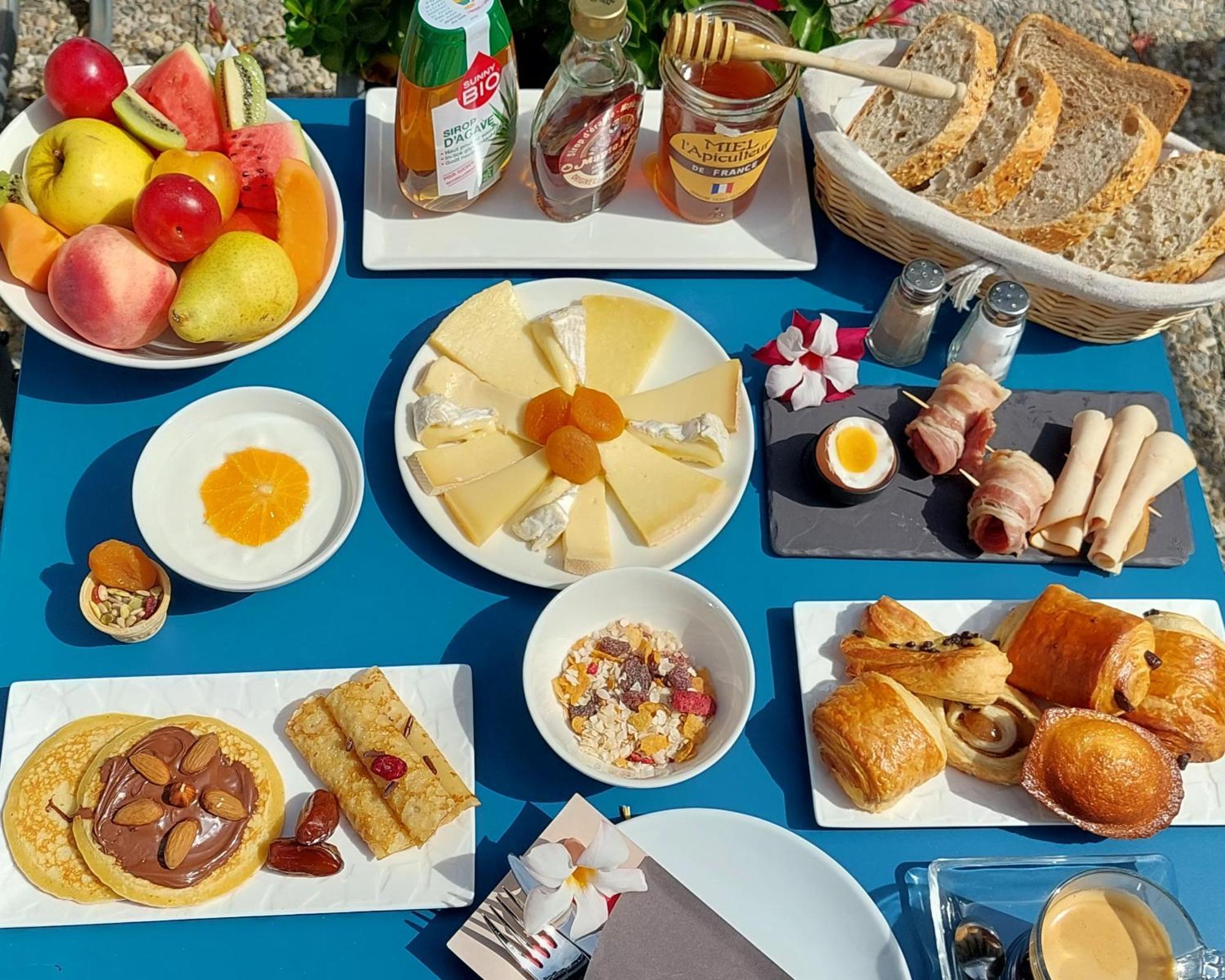 Ibis Grenoble Centre Bastille Экстерьер фото